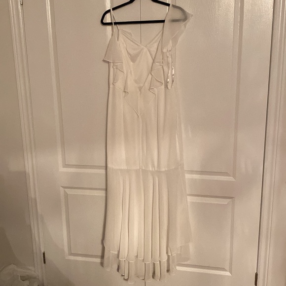 David’s bridal studio white dress. Like new. Worn once - Picture 3 of 7